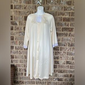 Shadowline yellow with white lace button down robe size Small Vintage
